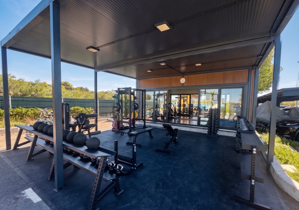 Sprave za vježbanje – gym Murter